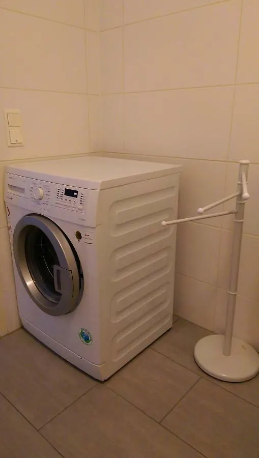 Viennes Comfortable Apartment 0*, Vienna Austria